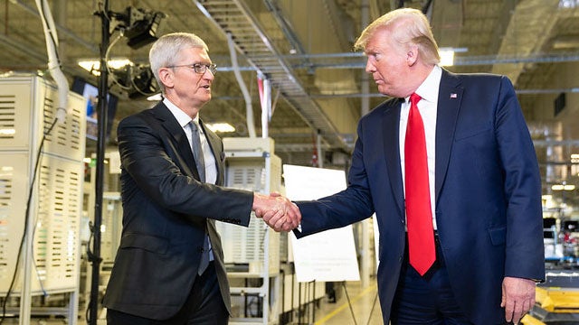 Trump Outrages Tech Bloggers at Apple Plant - The Rush ...